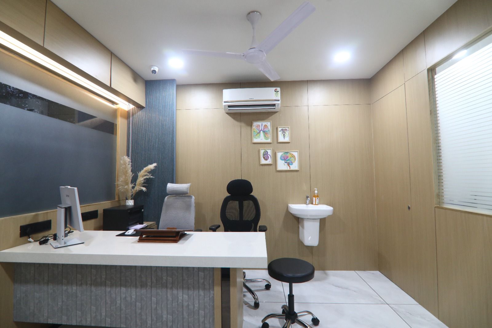 Doctor consultation cabin at Vitrag Hospital